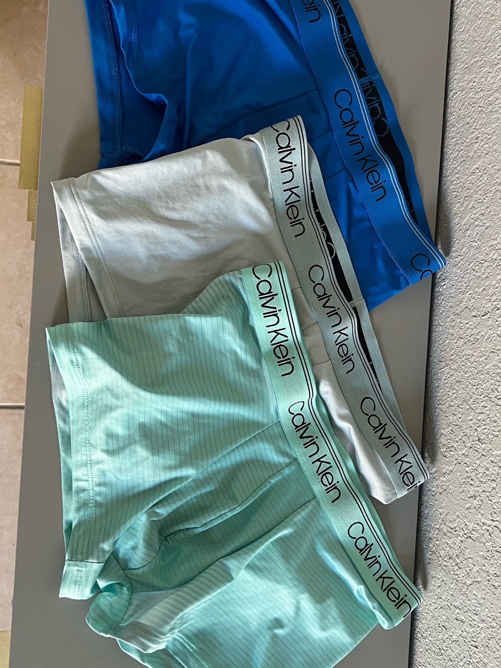 Calvin Klein Men’s Trunk 3-Pack in Blue, Mint & Light Gray